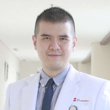 dr. M. D. Daniel Hadinoto, Sp.KP,DTM,CTH